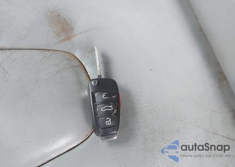 2011 Audi Tt 2.0T Premium Plus из США, поврежденный, VIN TRUKFAFK8B1016293